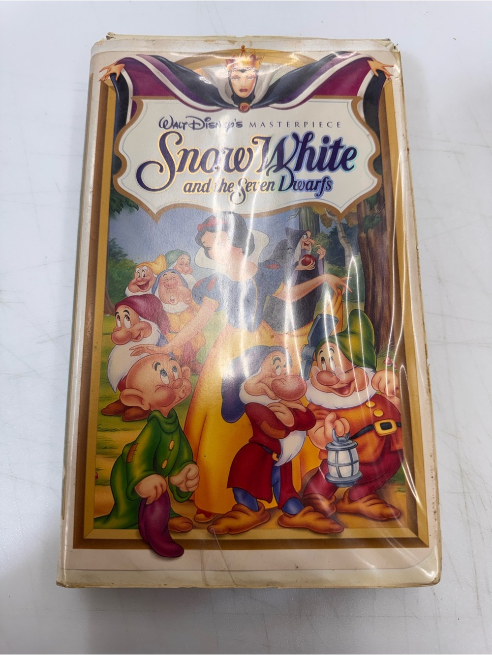 Walt Disney's Snow White and the Seven Dwarfs Masterpiece VHS Clamshell Untested